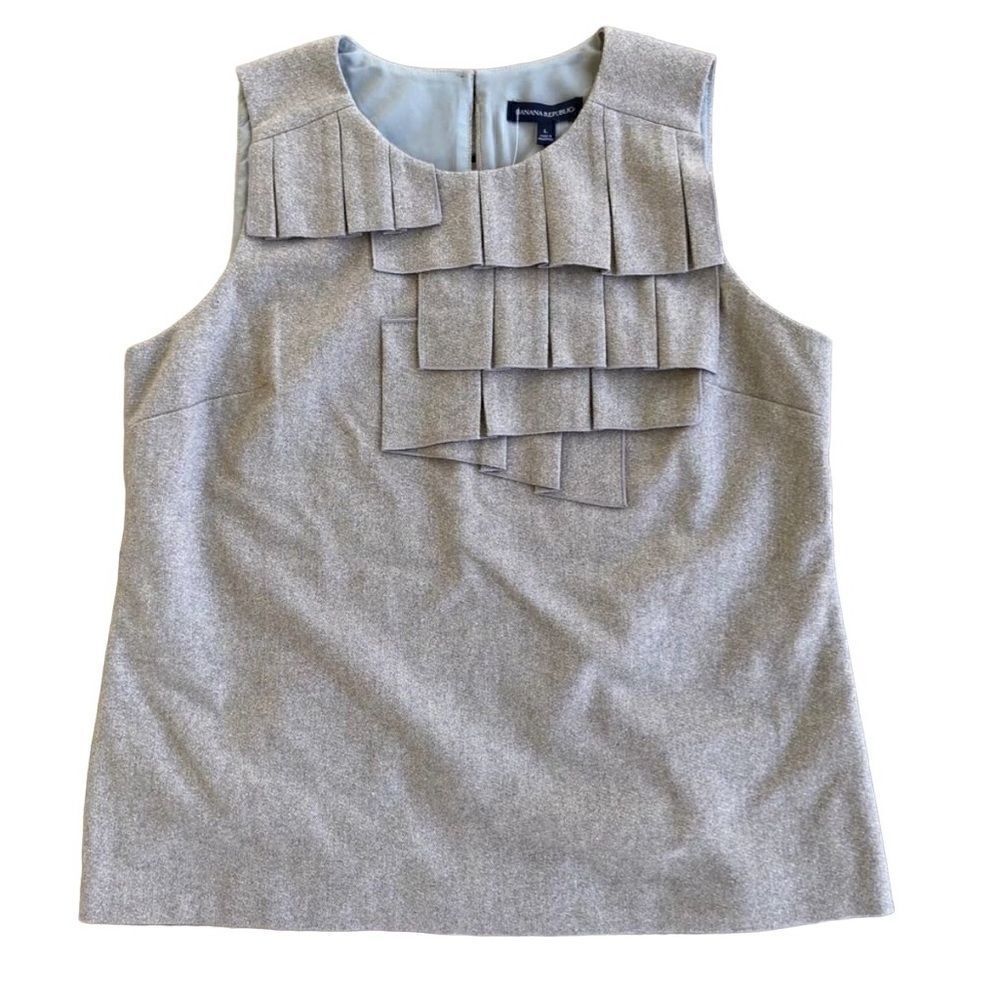 NEW Banana Republic Gold Box Pleat Ruffle Blouse L